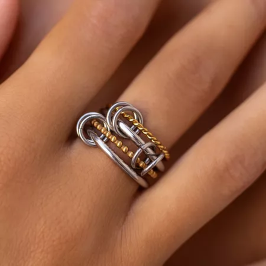 Anillo Twisted