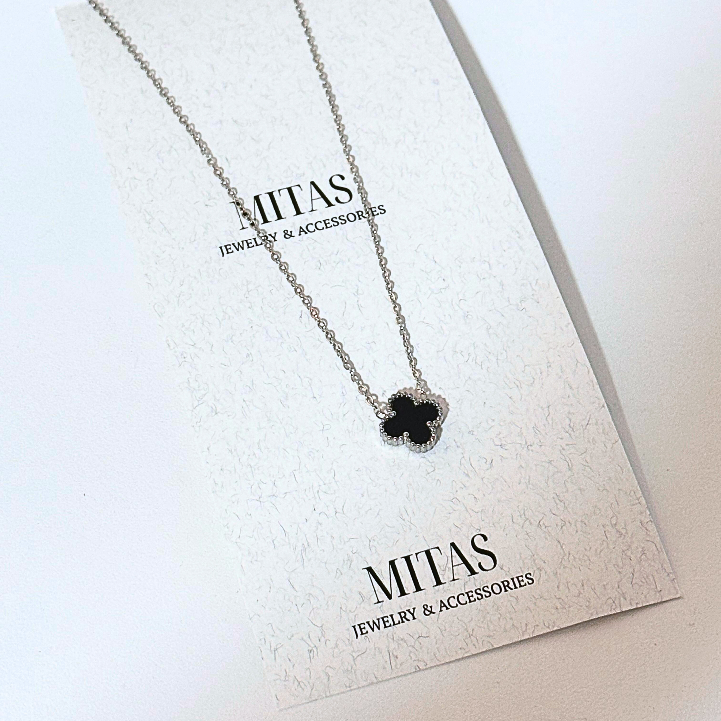 Collar Trébol Plateado & Negro