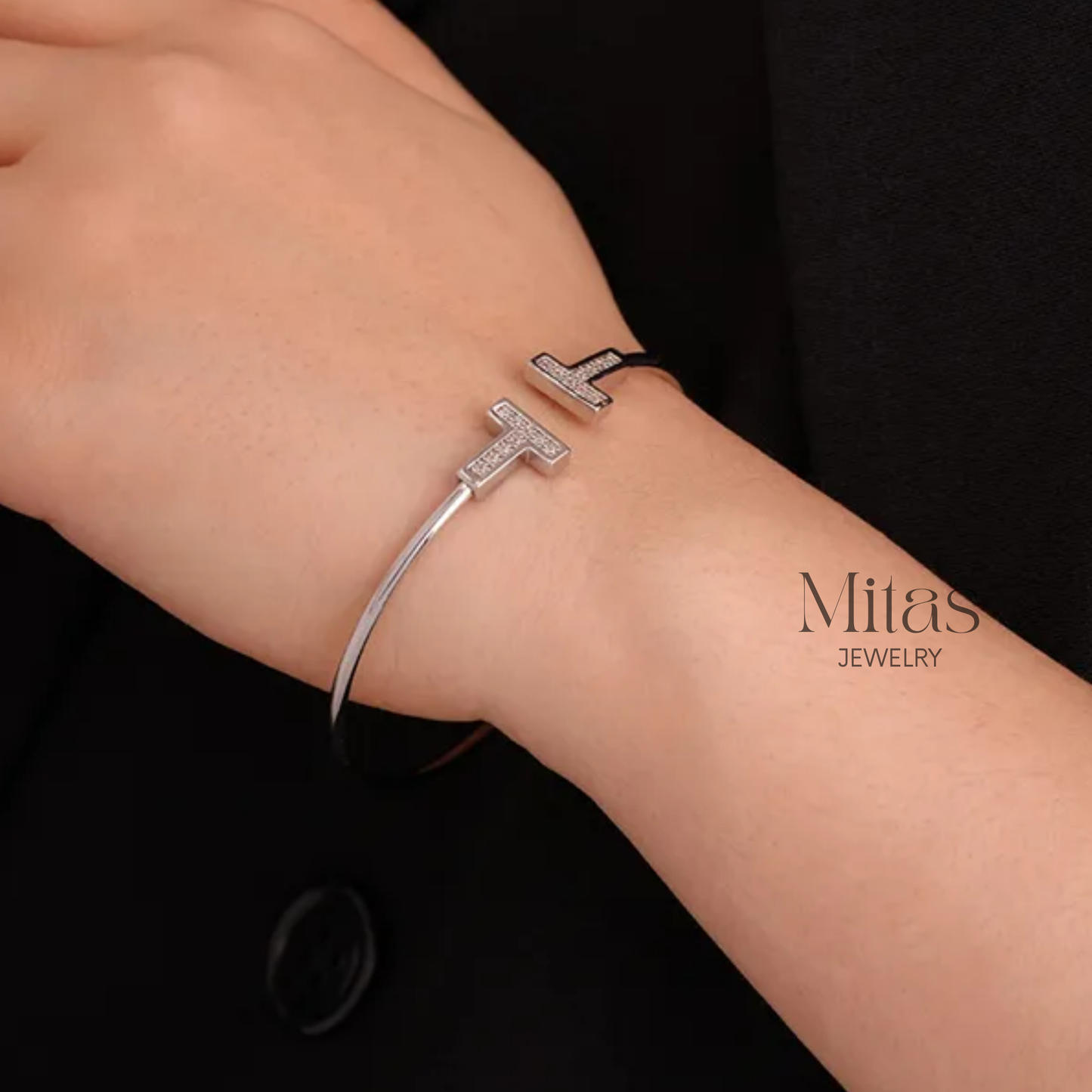 Brazalete T Plateado