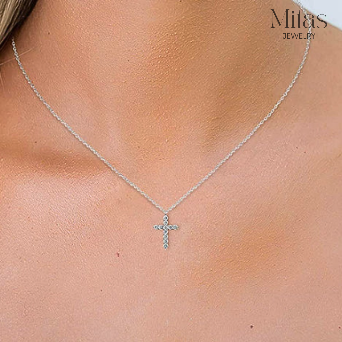 Cadenita Plateada Cruz