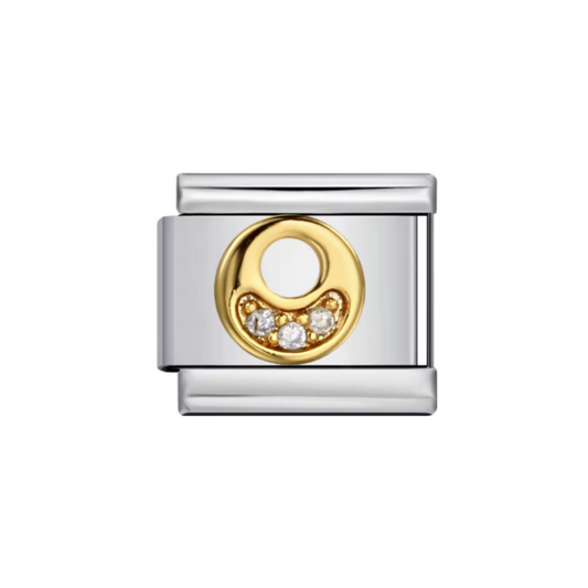 Charm Letra O — Plateado con Detalles Dorados y Zirconias