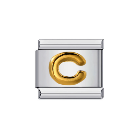 Charm Letra C — Plateado con Detalle Dorado
