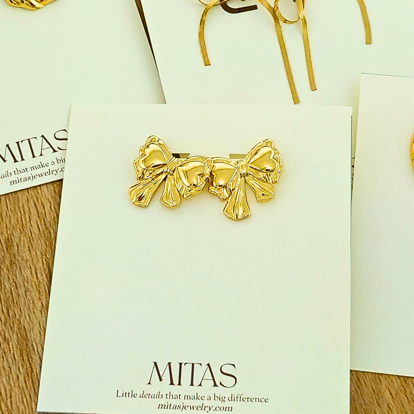 Aretes Ribbon