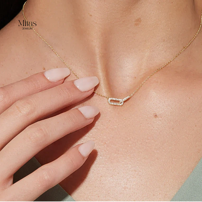 Collar Paper Clip Dorado